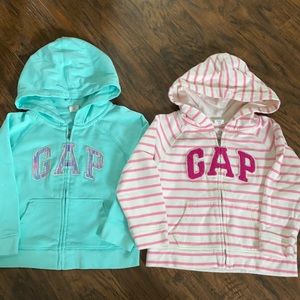 Set of 2 toddler girl Gap hoodies